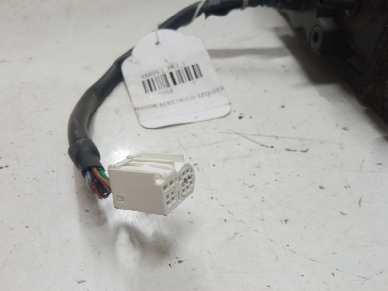 Recambio de retrovisor electrico izquierdo para toyota yaris (_p13_) 1.5 (nsp131_) referencia OEM IAM   