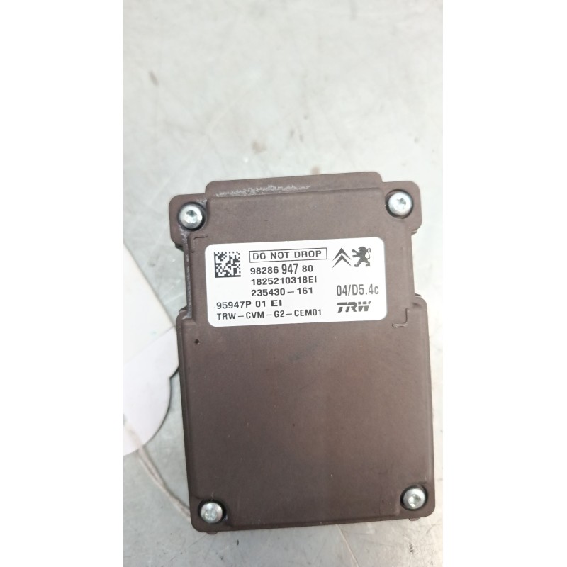Recambio de sensor lluvia y luces para citroën c3 iii (sx) 1.2 thp 110 referencia OEM IAM 9828694780  