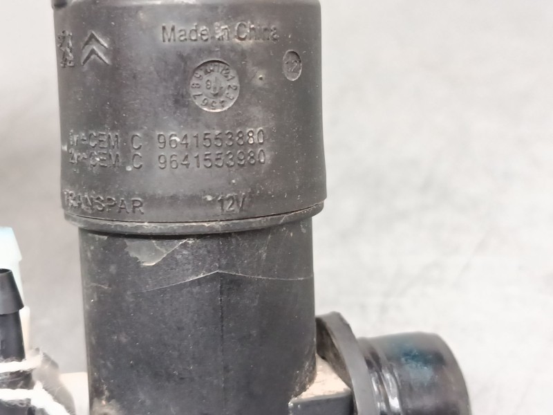 Recambio de bomba limpiaparabrisas para citroën c3 iii (sx) 1.2 thp 110 referencia OEM IAM 9641553880 9641553980 
