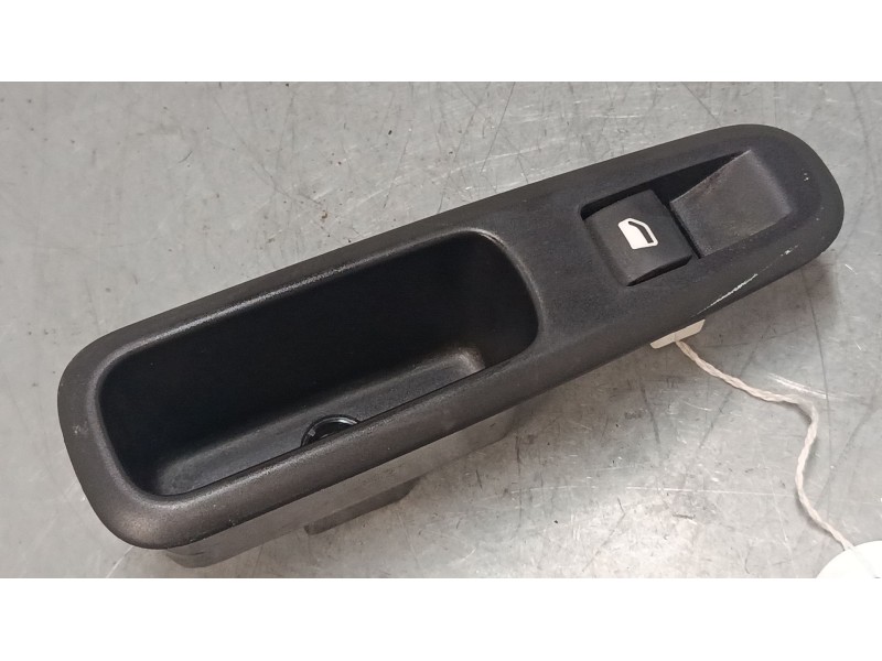 Recambio de mando elevalunas trasero izquierdo para citroën c3 iii (sx) 1.2 thp 110 referencia OEM IAM 96762292ZD  