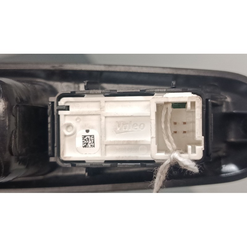 Recambio de mando elevalunas trasero izquierdo para citroën c3 iii (sx) 1.2 thp 110 referencia OEM IAM 96762292ZD  