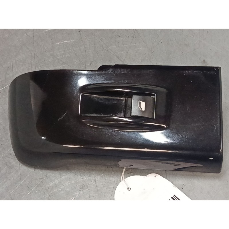 Recambio de mando elevalunas delantero derecho para citroën c3 iii (sx) 1.2 thp 110 referencia OEM IAM 96762292ZD  