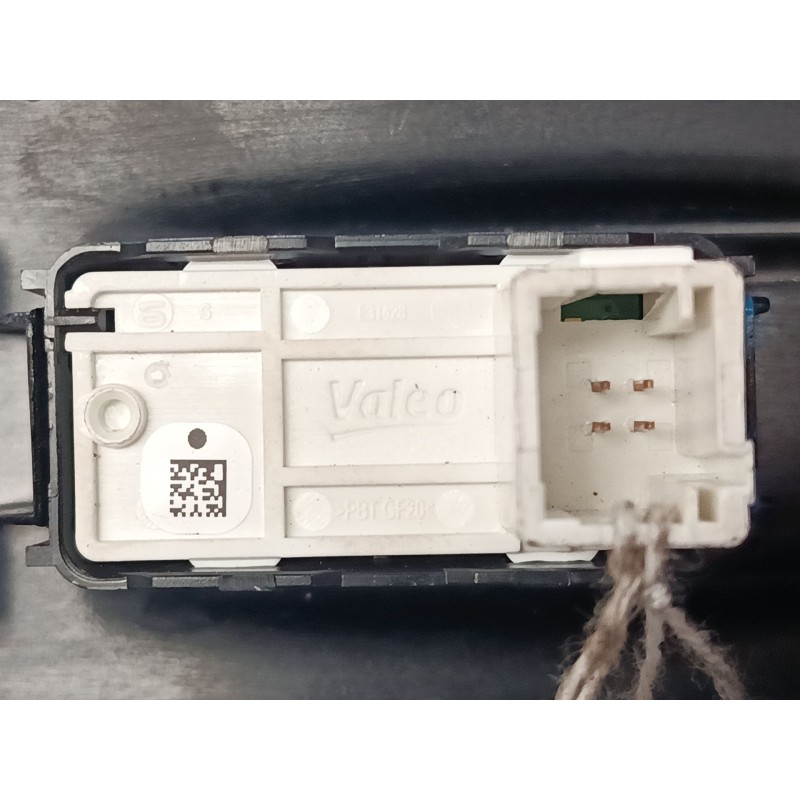 Recambio de mando elevalunas delantero derecho para citroën c3 iii (sx) 1.2 thp 110 referencia OEM IAM 96762292ZD  