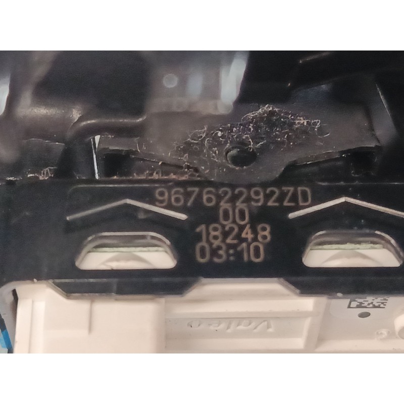 Recambio de mando elevalunas delantero derecho para citroën c3 iii (sx) 1.2 thp 110 referencia OEM IAM 96762292ZD  