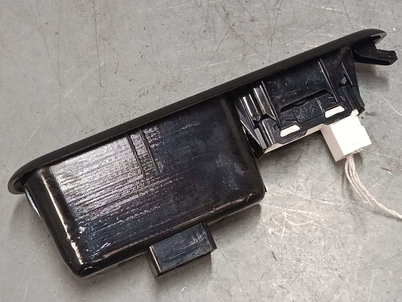 Recambio de mando elevalunas trasero derecho para citroën c3 iii (sx) 1.2 thp 110 referencia OEM IAM 96762292ZD  