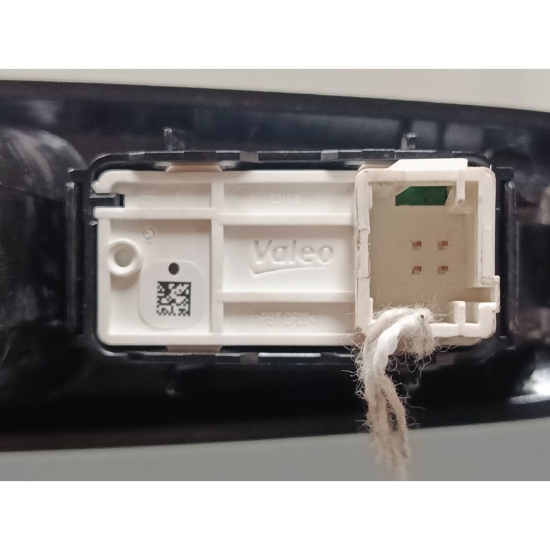 Recambio de mando elevalunas trasero derecho para citroën c3 iii (sx) 1.2 thp 110 referencia OEM IAM 96762292ZD  