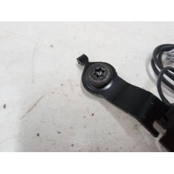 ANCLAJE CINTURON DELANTERO IZQUIERDO 