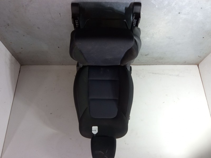Recambio de asiento delantero derecho para hyundai tucson (tl, tle) 1.7 crdi referencia OEM IAM   