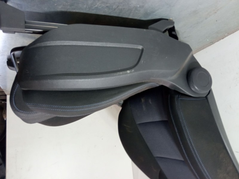 Recambio de asiento delantero derecho para hyundai tucson (tl, tle) 1.7 crdi referencia OEM IAM   