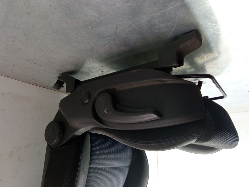 Recambio de asiento delantero izquierdo para hyundai tucson (tl, tle) 1.7 crdi referencia OEM IAM   