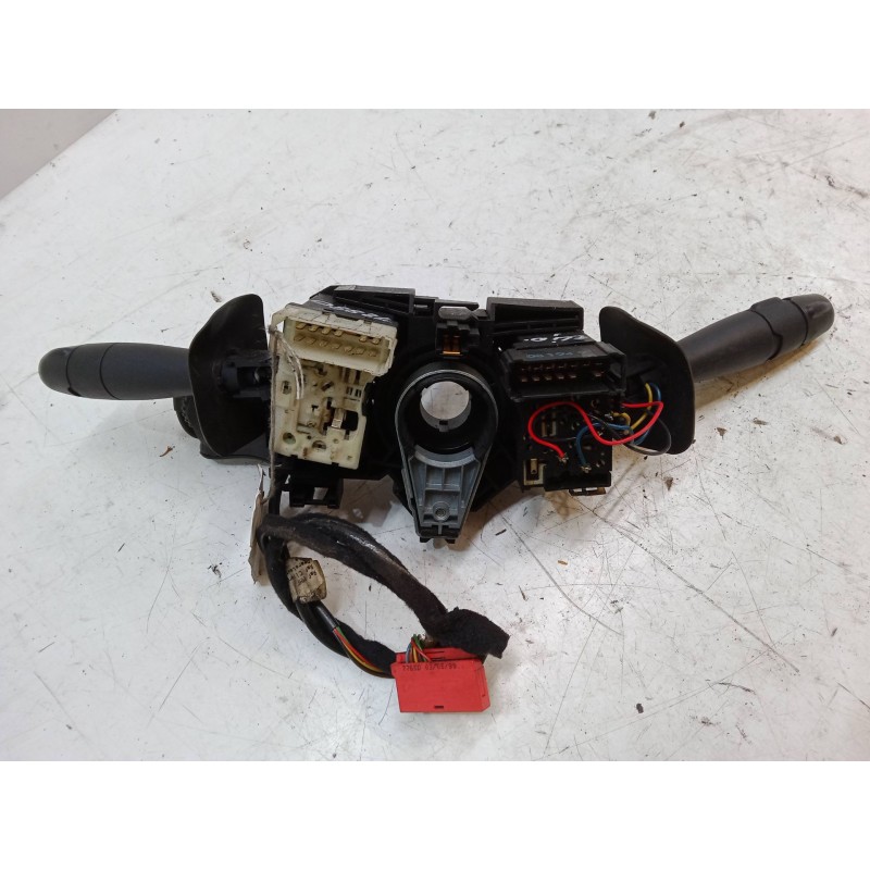 Recambio de mando luces para renault clio ii (bb_, cb_) 1.4 (b/cb0c, b/cb0s) referencia OEM IAM 7701045279 61650004 7700432854