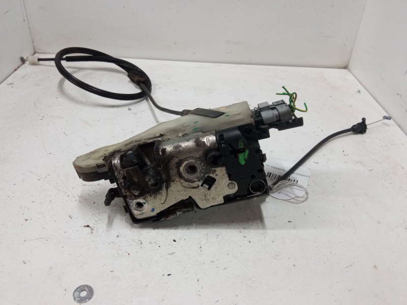 Recambio de cerradura izquierda 3p para peugeot 207/207+ (wa_, wc_) 1.6 hdi referencia OEM IAM   