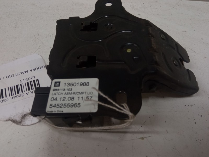 Recambio de cerradura maletero / porton para opel insignia a sedán (g09) 2.0 cdti (69) referencia OEM IAM 13501988  