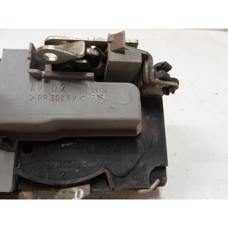 Recambio de cerradura puerta delantera derecha para peugeot 206+ (2l_, 2m_) 1.4 hdi eco 70 referencia OEM IAM   