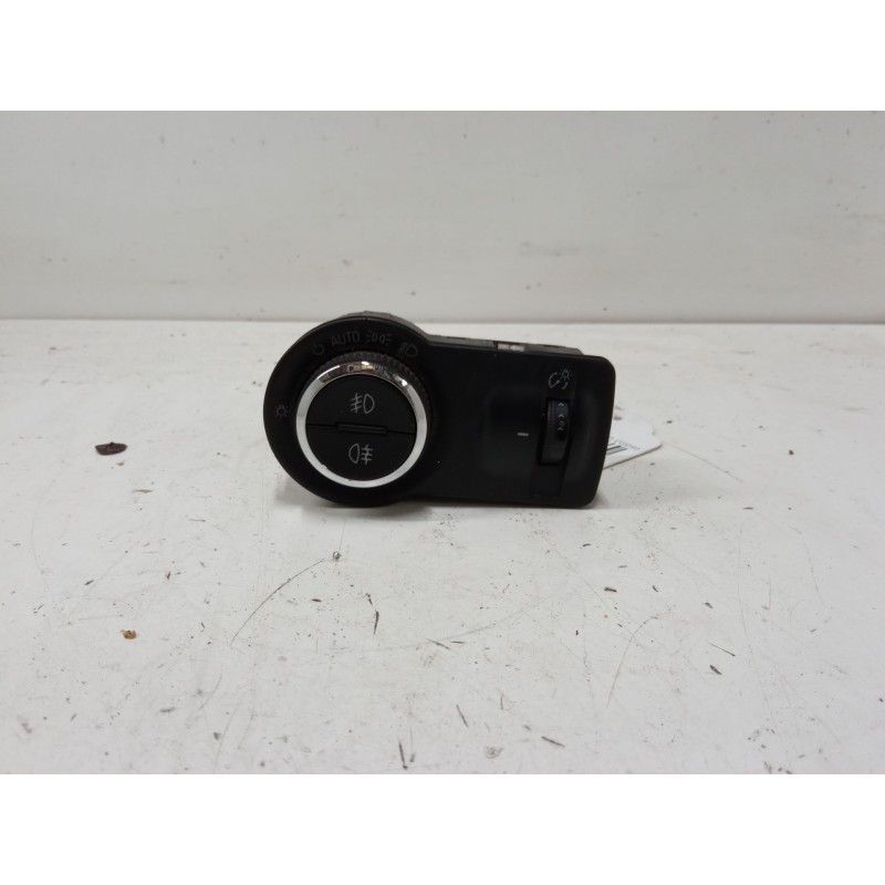 Recambio de conmutador de luces para opel insignia a sedán (g09) 2.0 cdti (69) referencia OEM IAM   