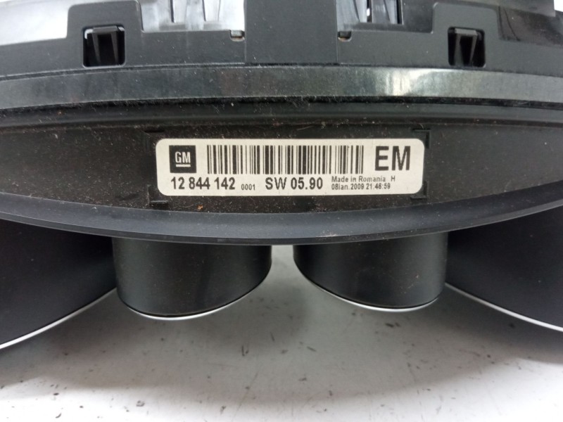 Recambio de cuadro instrumentos para opel insignia a sedán (g09) 2.0 cdti (69) referencia OEM IAM 12844142  