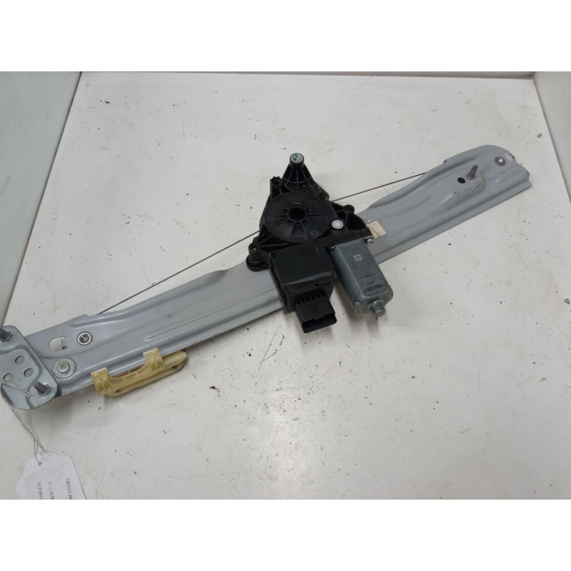 Recambio de elevalunas electrico delantero derecho para opel crossland x / crossland (p17, p2qo) 1.2 (75) referencia OEM IAM 988
