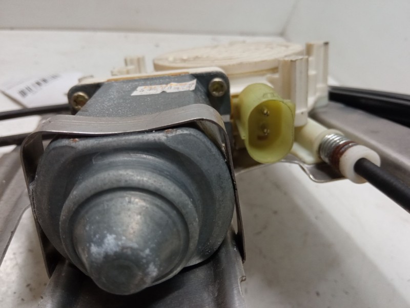 Recambio de elevalunas electrico delantero derecho para bmw 5 touring (e39) 520 i referencia OEM IAM E007006002  
