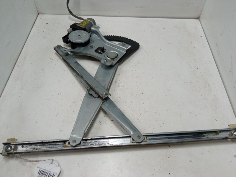 Recambio de elevalunas electrico delantero derecho para chevrolet aveo / kalos hatchback (t250, t255) 1.4 referencia OEM IAM 968