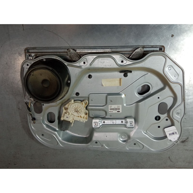 Recambio de elevalunas electrico delantero izquierdo para ford focus ii (da_, hcp, dp) 1.6 referencia OEM IAM 984562  