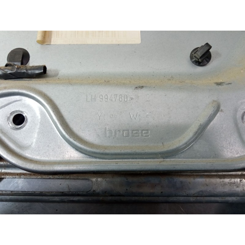 Recambio de elevalunas electrico delantero izquierdo para ford focus ii (da_, hcp, dp) 1.6 referencia OEM IAM 984562  