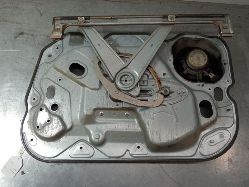 Recambio de elevalunas electrico delantero izquierdo para ford focus ii (da_, hcp, dp) 1.6 referencia OEM IAM 984562  