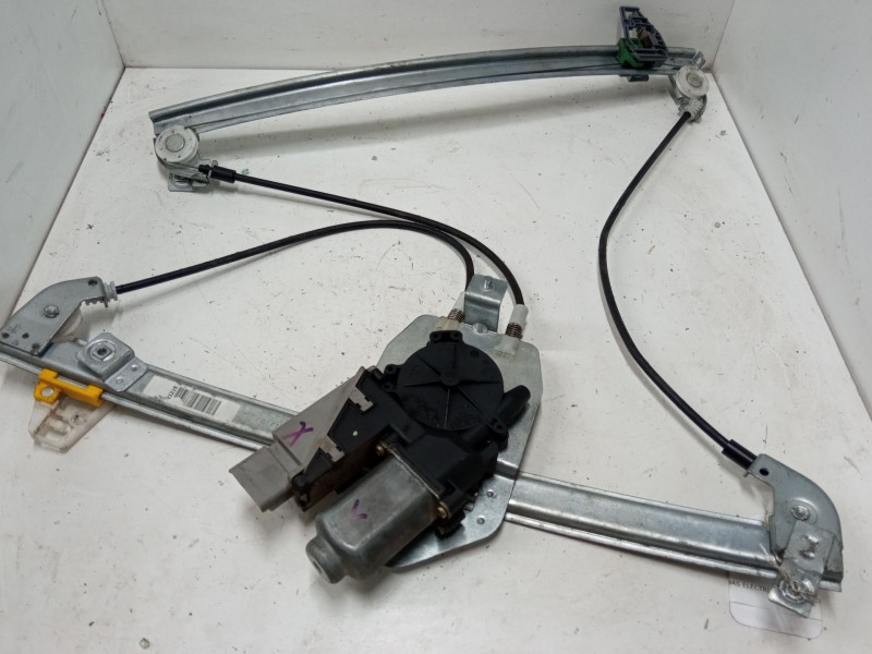 Recambio de elevalunas electrico delantero izquierdo para citroën xsara (n1) 2.0 hdi 109 referencia OEM IAM   