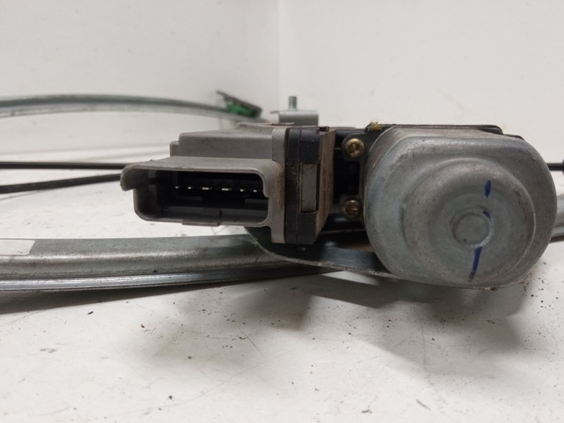 Recambio de elevalunas electrico delantero izquierdo para citroën xsara (n1) 2.0 hdi 109 referencia OEM IAM   
