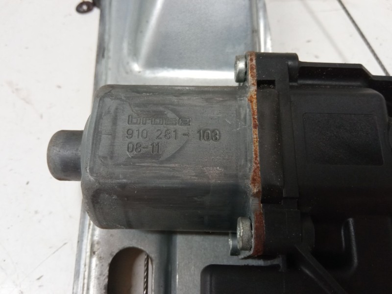 Recambio de elevalunas electrico trasero izquierdo para opel insignia a sedán (g09) 2.0 cdti (69) referencia OEM IAM 13302441  
