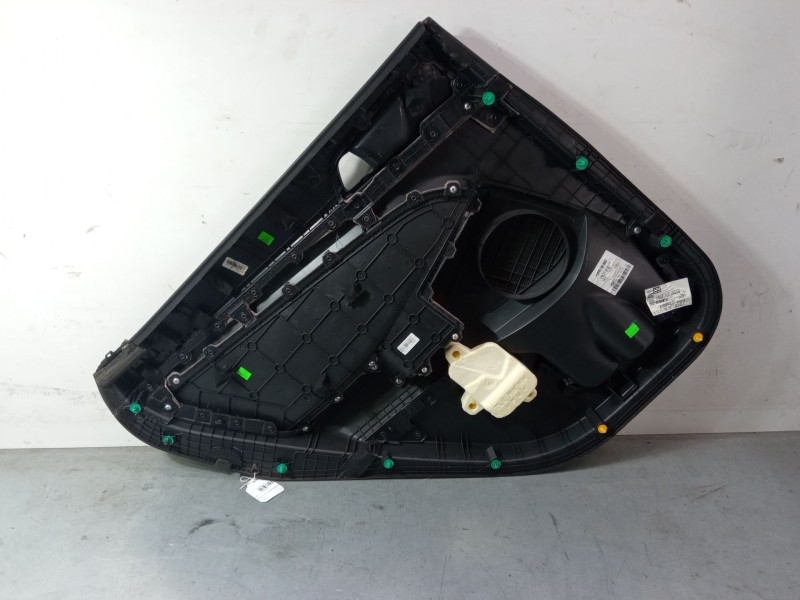 Recambio de guarnecido puerta trasera derecha para hyundai tucson (tl, tle) 1.7 crdi referencia OEM IAM 83305  