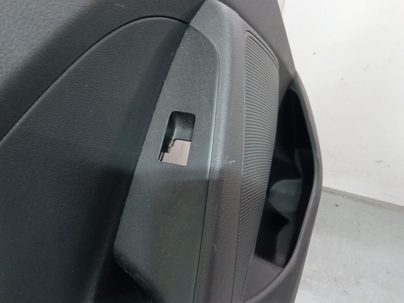 Recambio de guarnecido puerta trasero izquierdo para hyundai tucson (tl, tle) 1.7 crdi referencia OEM IAM 83301  