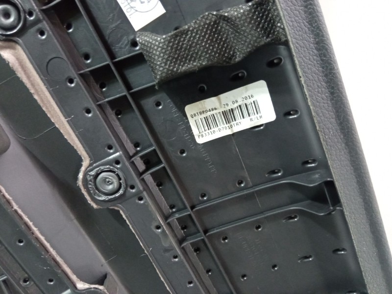 Recambio de guarnecido puerta trasero izquierdo para hyundai tucson (tl, tle) 1.7 crdi referencia OEM IAM 83301  