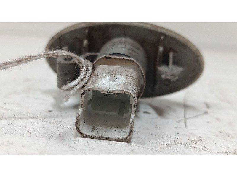 Recambio de intermitente lateral izquierdo para peugeot 307 (3a/c) 2.0 hdi 90 referencia OEM IAM   
