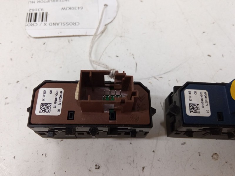 Recambio de interruptor multiple tablero para opel crossland x / crossland (p17, p2qo) 1.2 (75) referencia OEM IAM   
