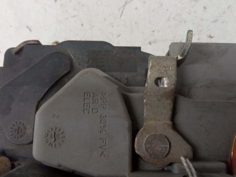 Recambio de cerradura puerta trasera derecha para peugeot 206+ (2l_, 2m_) 1.4 hdi eco 70 referencia OEM IAM   