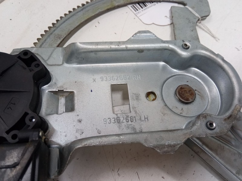 Recambio de elevalunas electrico delantero derecho para opel meriva a monospace (x03) 1.7 cdti (e75) referencia OEM IAM 93362662