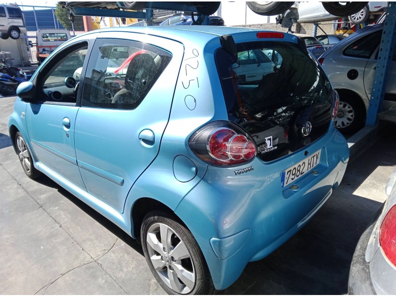 toyota aygo (_b1_) del año 2013
