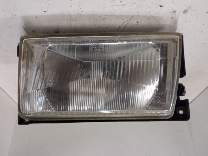 Recambio de faro izquierdo para volkswagen polo ii (86c, 80) 1.0 cat referencia OEM IAM   