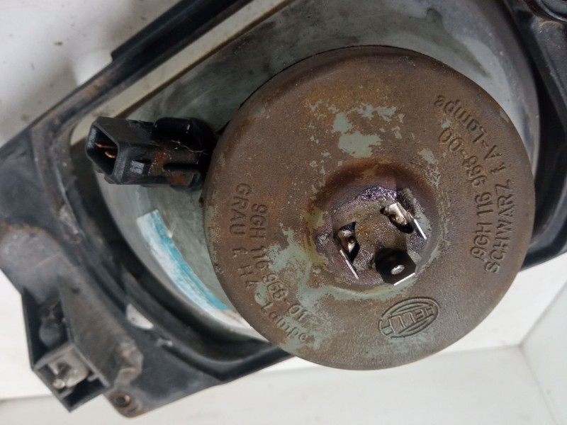 Recambio de faro izquierdo para volkswagen polo ii (86c, 80) 1.0 cat referencia OEM IAM   
