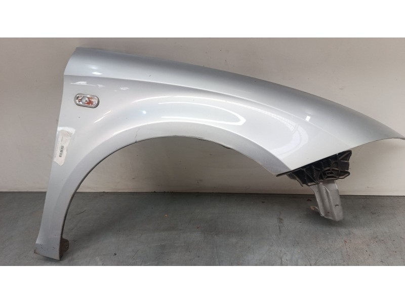 Recambio de aleta delantera derecha para seat leon (1p1) 1.9 tdi referencia OEM IAM   