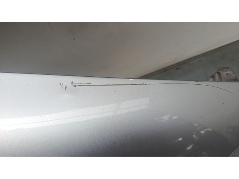 Recambio de aleta delantera derecha para seat leon (1p1) 1.9 tdi referencia OEM IAM   