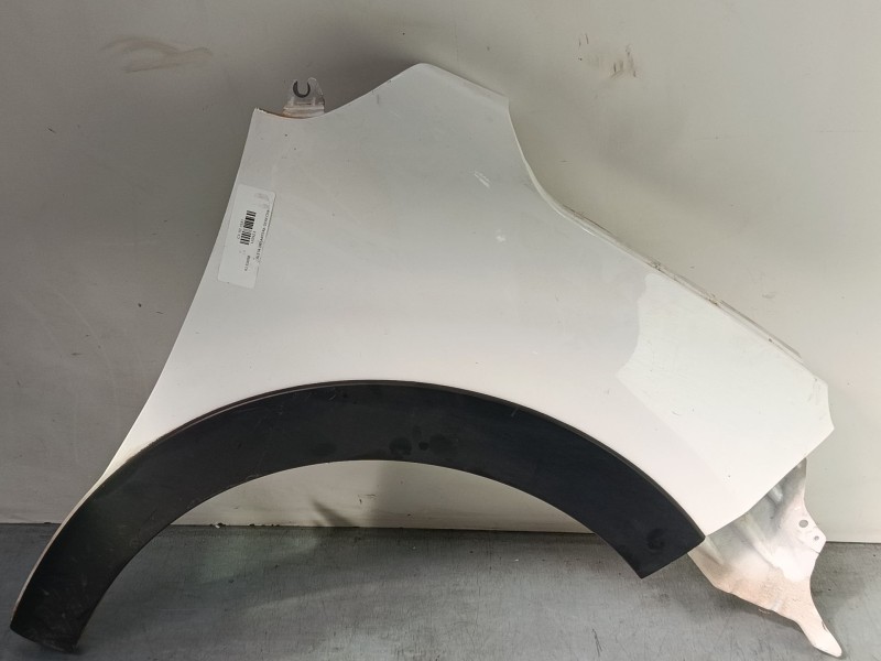 Recambio de aleta delantera derecha para citroën c3 iii (sx) 1.2 thp 110 referencia OEM IAM 9812868980  