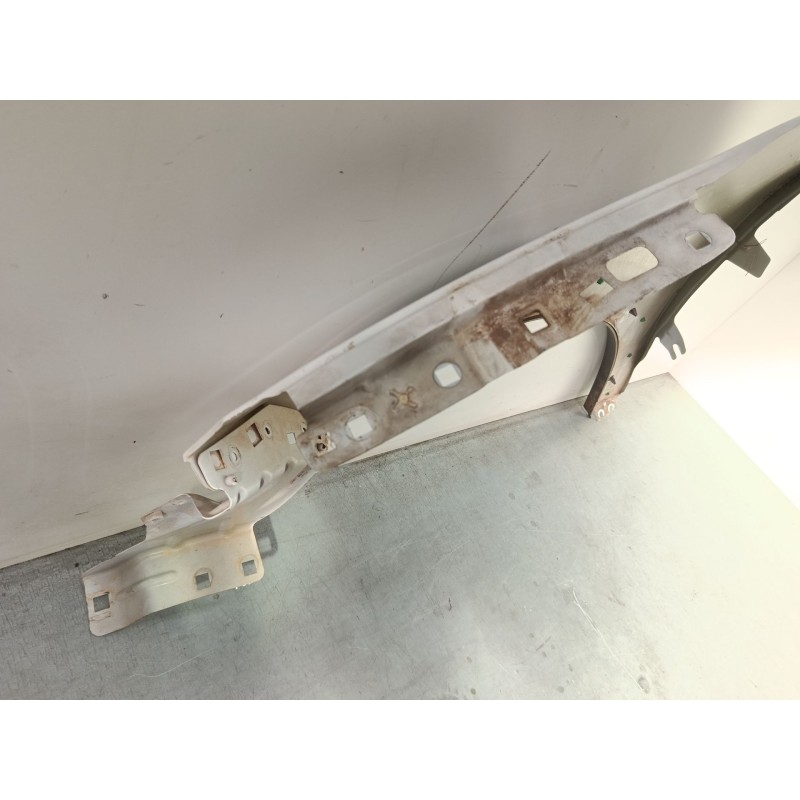 Recambio de aleta delantera derecha para citroën c3 iii (sx) 1.2 thp 110 referencia OEM IAM 9812868980  
