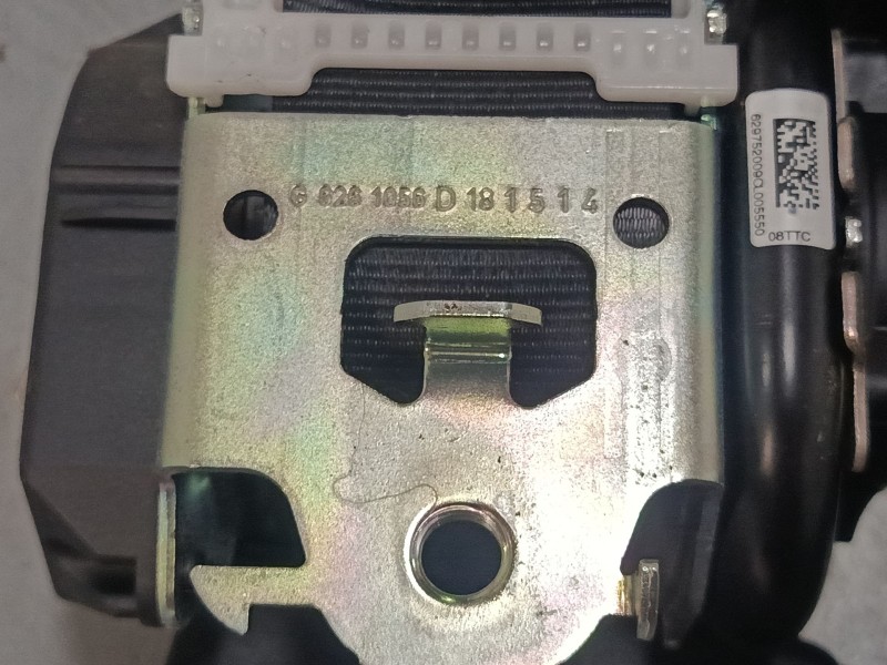 Recambio de cinturon seguridad delantero derecho para citroën c3 iii (sx) 1.2 thp 110 referencia OEM IAM 98183108XX 635518900A 
