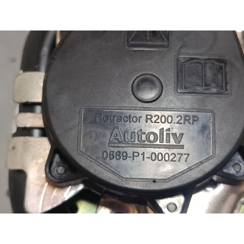 Recambio de cinturon seguridad delantero derecho para citroën c3 iii (sx) 1.2 thp 110 referencia OEM IAM 98183108XX 635518900A 