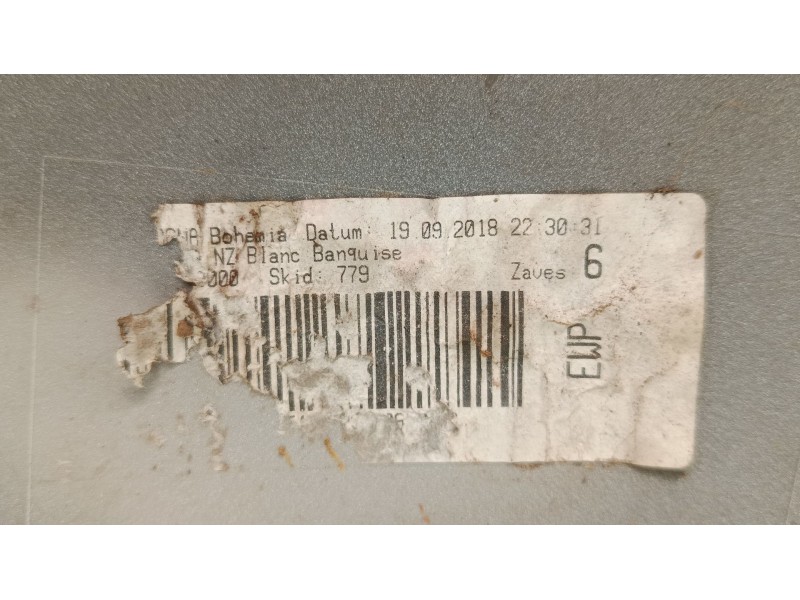 Recambio de paragolpes trasero para citroën c3 iii (sx) 1.2 thp 110 referencia OEM IAM 1618082980  
