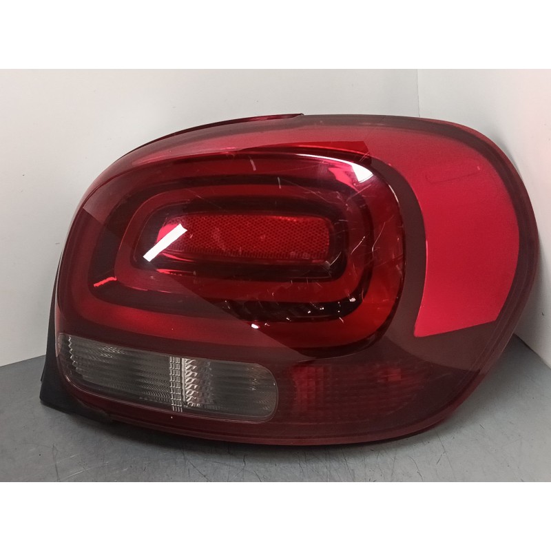 Recambio de piloto trasero derecho para citroën c3 iii (sx) 1.2 thp 110 referencia OEM IAM 9812257480  