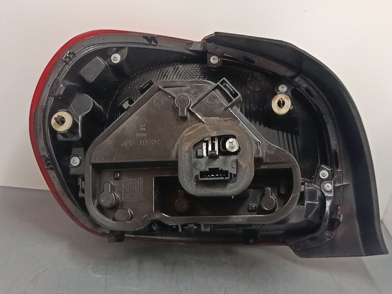 Recambio de piloto trasero derecho para citroën c3 iii (sx) 1.2 thp 110 referencia OEM IAM 9812257480  