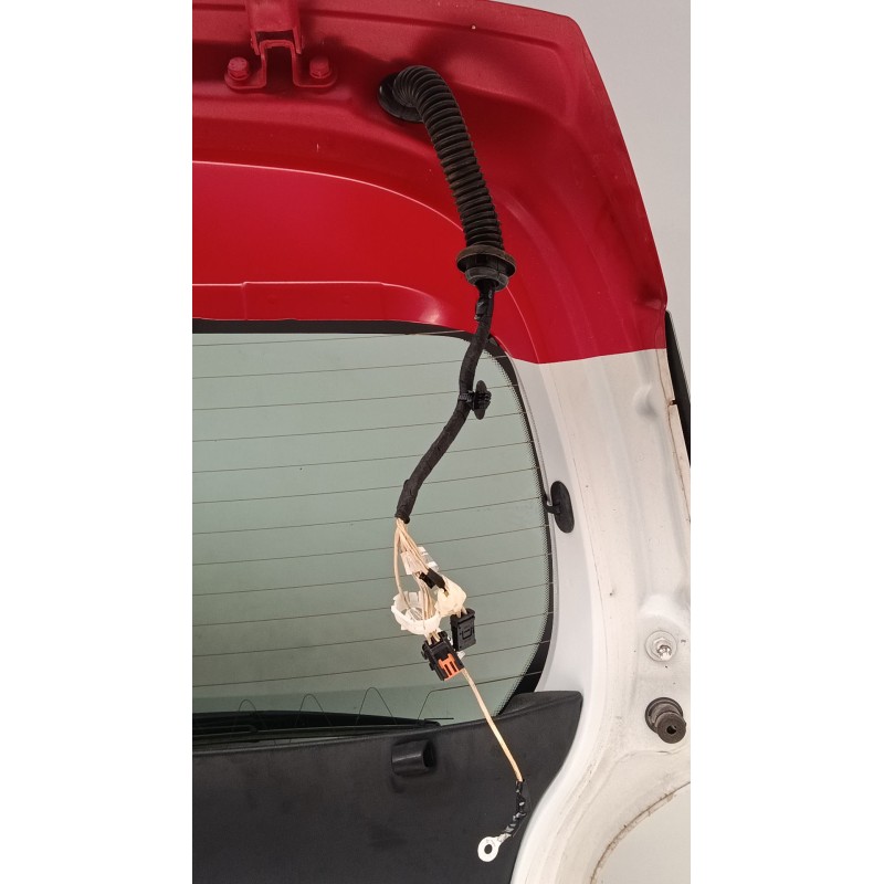 Recambio de porton trasero para citroën c3 iii (sx) 1.2 thp 110 referencia OEM IAM 9812299680  