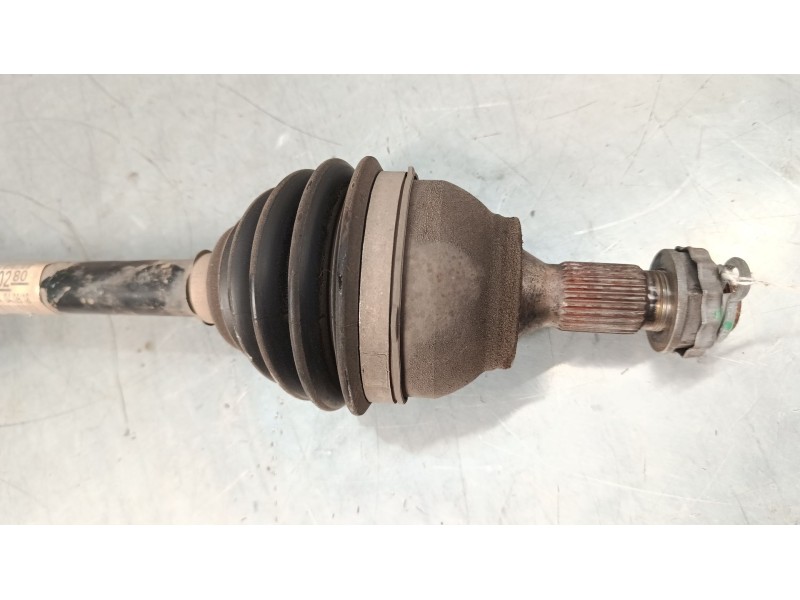 Recambio de transmision delantera izquierda para citroën c3 iii (sx) 1.2 thp 110 referencia OEM IAM 9807280280  